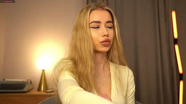  Spring Day  online show from March 22, 8:16 am