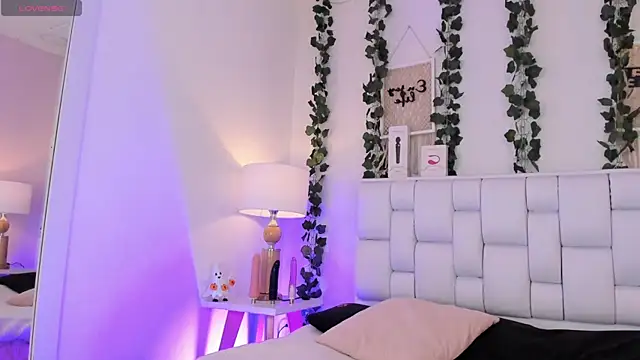 Snapshot of Couplecolombia_gh chatting on October 25, 4:22 am Couplecolombia gh online show from October 25, 4:22 am