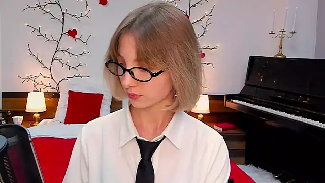 dej4vue online show from March 20, 8:40 pm