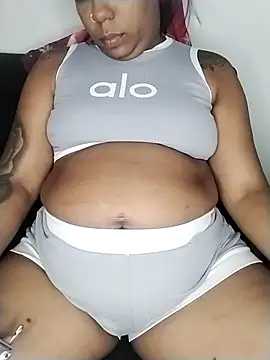 Snapshot of emma_purple_ chatting on October 27, 9:49 pm emma purple online show from October 27, 9:49 pm