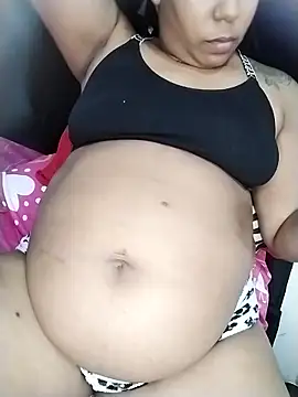 Snapshot of emma_purple_ chatting on March 3, 1:56 am emma purple online show from March 3, 1:56 am