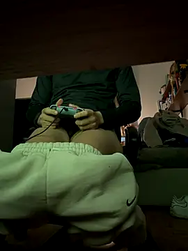 yaxxx03 online show from November 12, 8:34 pm