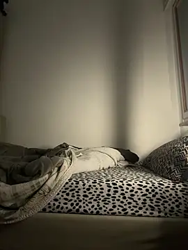 yaxxx03 online show from November 27, 7:58 pm