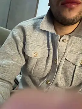 yaxxx03 online show from December 2, 5:58 pm