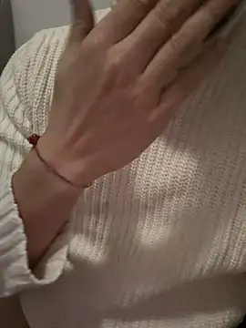 yaxxx03 online show from October 29, 7:57 pm