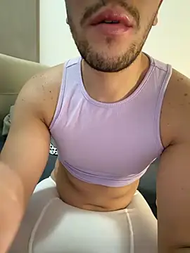 yaxxx03 online show from October 24, 5:34 pm