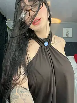 Snapshot of alejandra_jonees chatting on July 5, 1:43 am alejandra jonees online show from July 5, 1:43 am