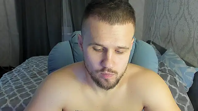 Vladik b online show from February 22, 10:31 pm