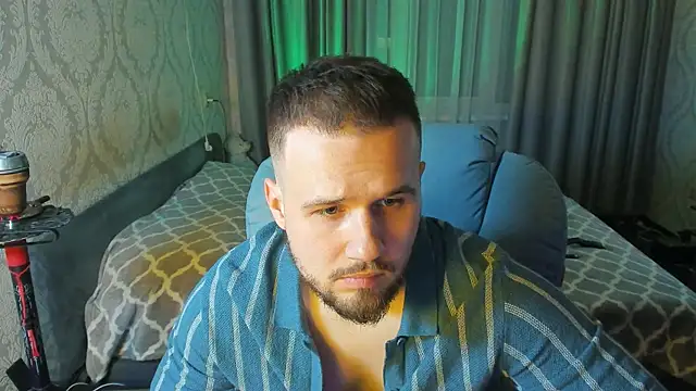 Vladik b online show from April 13, 5:28 pm