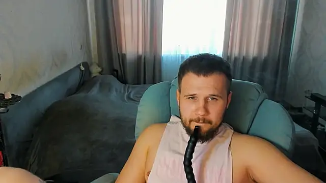 Vladik b online show from June 19, 5:30 pm