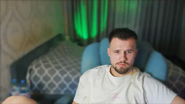 Vladik b online show from March 4, 6:04 pm
