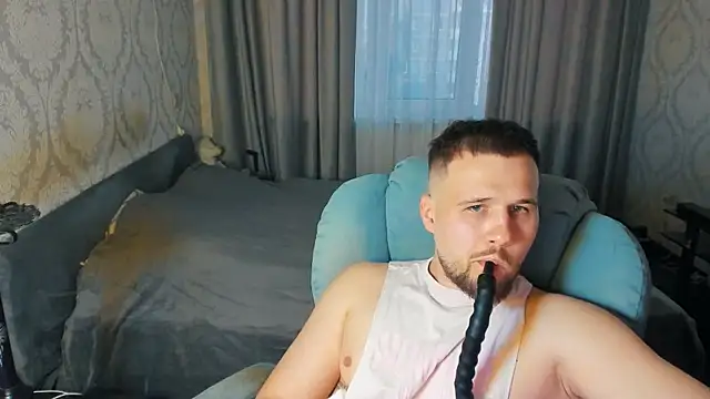 Vladik b online show from June 20, 6:35 pm