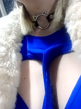CandieGilson   online show from September 25, 10:54 am