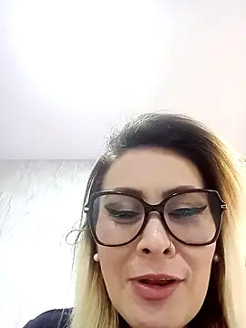 CandieGilson   online show from October 10, 11:55 am