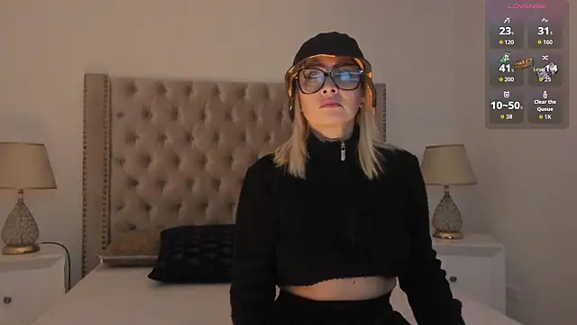 CandieGilson   online show from January 15, 11:35 am