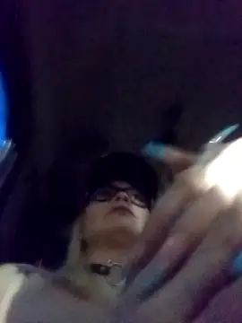 CandieGilson   online show from April 7, 10:39 am