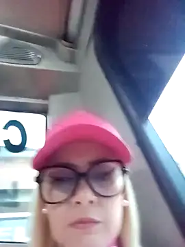 CandieGilson   online show from March 10, 11:14 am