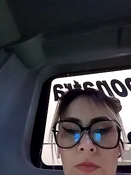 CandieGilson   online show from September 18, 11:13 am