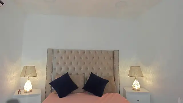 CandieGilson   online show from November 28, 1:00 pm