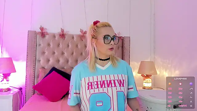 CandieGilson   online show from February 23, 1:12 pm