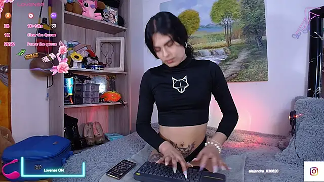 Meghan hott online show from March 10, 3:52 pm