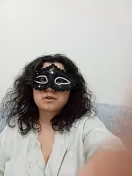 Snapshot of Dora06 chatting on November 30, 12:00 am Dora06 online show from November 30, 12:00 am