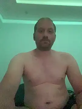 Krzysiekg123 online show from September 10, 10:31 pm