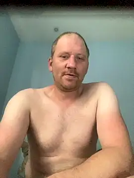 Krzysiekg123 online show from November 8, 11:58 am