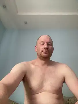 Krzysiekg123 online show from February 15, 1:21 pm