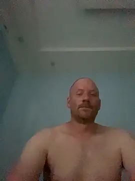 Krzysiekg123 online show from October 3, 4:19 pm