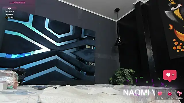 Naomii Viper online show from April 10, 11:17 am