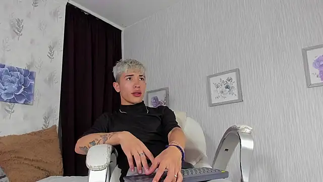 Ianwayne online show from February 20, 4:14 pm