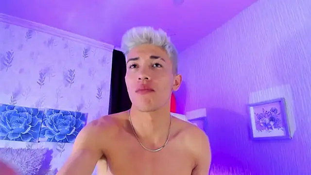 Ianwayne online show from February 13, 7:35 am