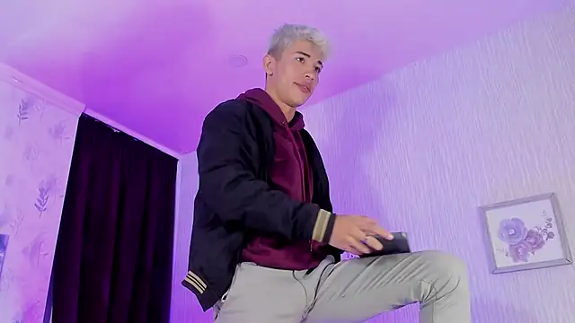 Ianwayne online show from February 20, 12:36 pm