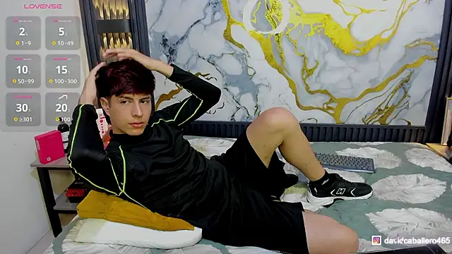 Estiv18  online show from February 15, 2:45 am