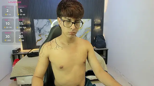 Estiv18  online show from March 5, 2:30 am