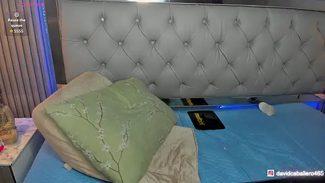 Estiv18  online show from April 9, 2:13 am