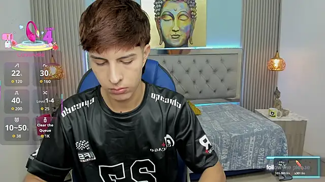 Estiv18  online show from December 1, 2:01 am