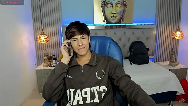 Estiv18  online show from March 11, 2:27 am