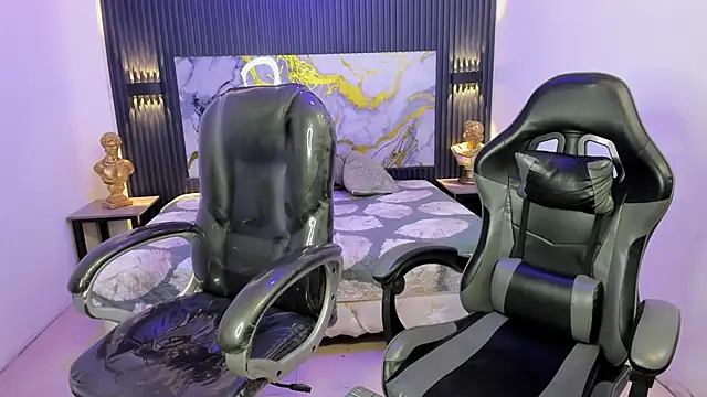 Estiv18  online show from April 21, 3:46 am