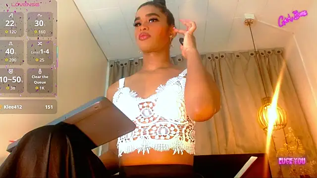 katha Crawford online show from March 25, 12:15 pm