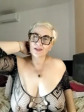 Pumabionda online show from November 7, 10:35 pm