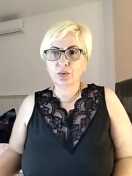 Pumabionda online show from April 13, 3:27 pm