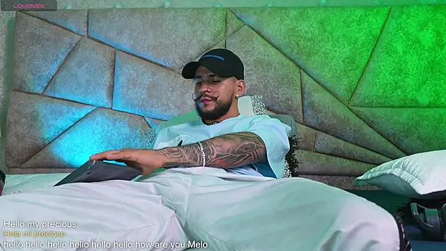 Snapshot of DickGriffith_ chatting on April 3, 3:18 pm DickGriffith online show from April 3, 3:18 pm