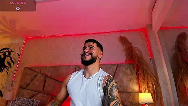 Snapshot of DickGriffith_ chatting on November 6, 7:51 pm DickGriffith online show from November 6, 7:51 pm