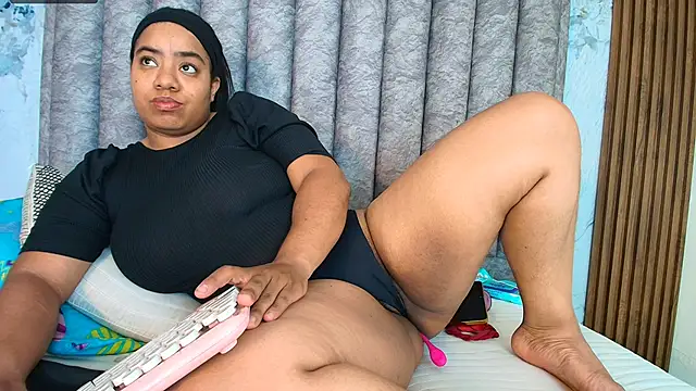 kendrakaramelo online show from March 20, 6:09 pm