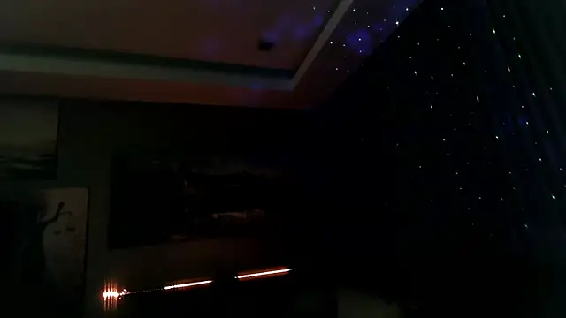 Snapshot of DarkDiamondx chatting on September 25, 1:50 pm DarkDiamondx online show from September 25, 1:50 pm