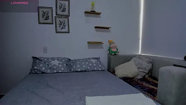 sarita bigbooty  online show from November 2, 3:39 pm