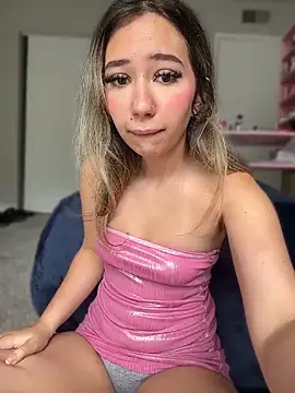 angelicasn0w online show from May 7, 4:32 pm