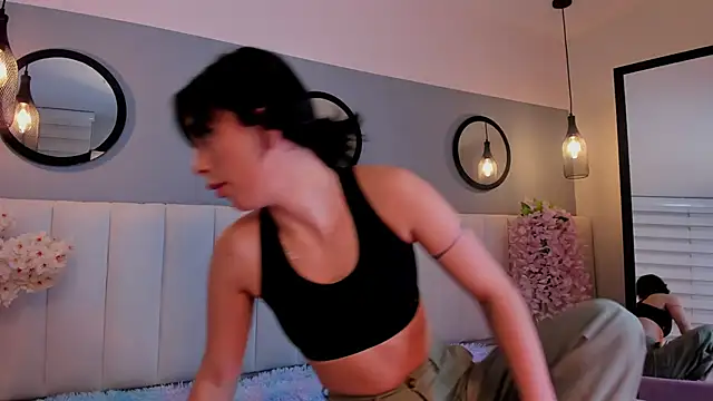 alice lodge online show from December 5, 3:05 am